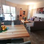 Komfort Serviced By Auhof *