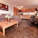 Komfort Serviced By Auhof Apartmán Kaprun