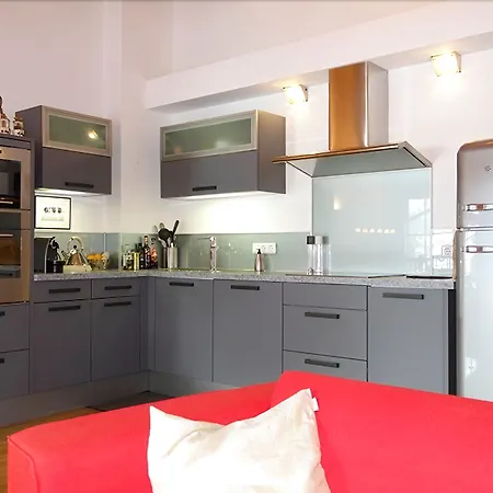 Komfort Serviced By Auhof * Капрун