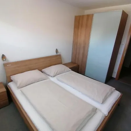 Komfort Serviced By Auhof * Капрун